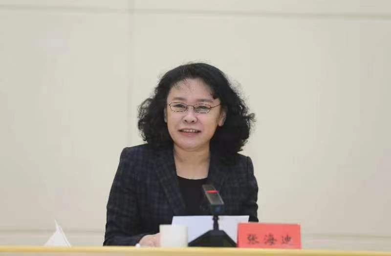 圖為中國殘聯(lián)主席張海迪講話 圖為中國殘聯(lián)主席張海迪講話